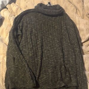 American Eagle Outfitters Dark Green Turtleneck Sweater